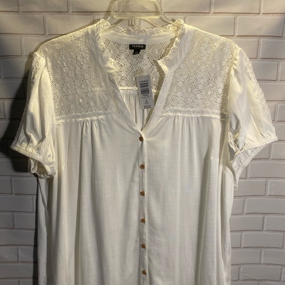 Torrid new size 3X off white top - Picture 1 of 4